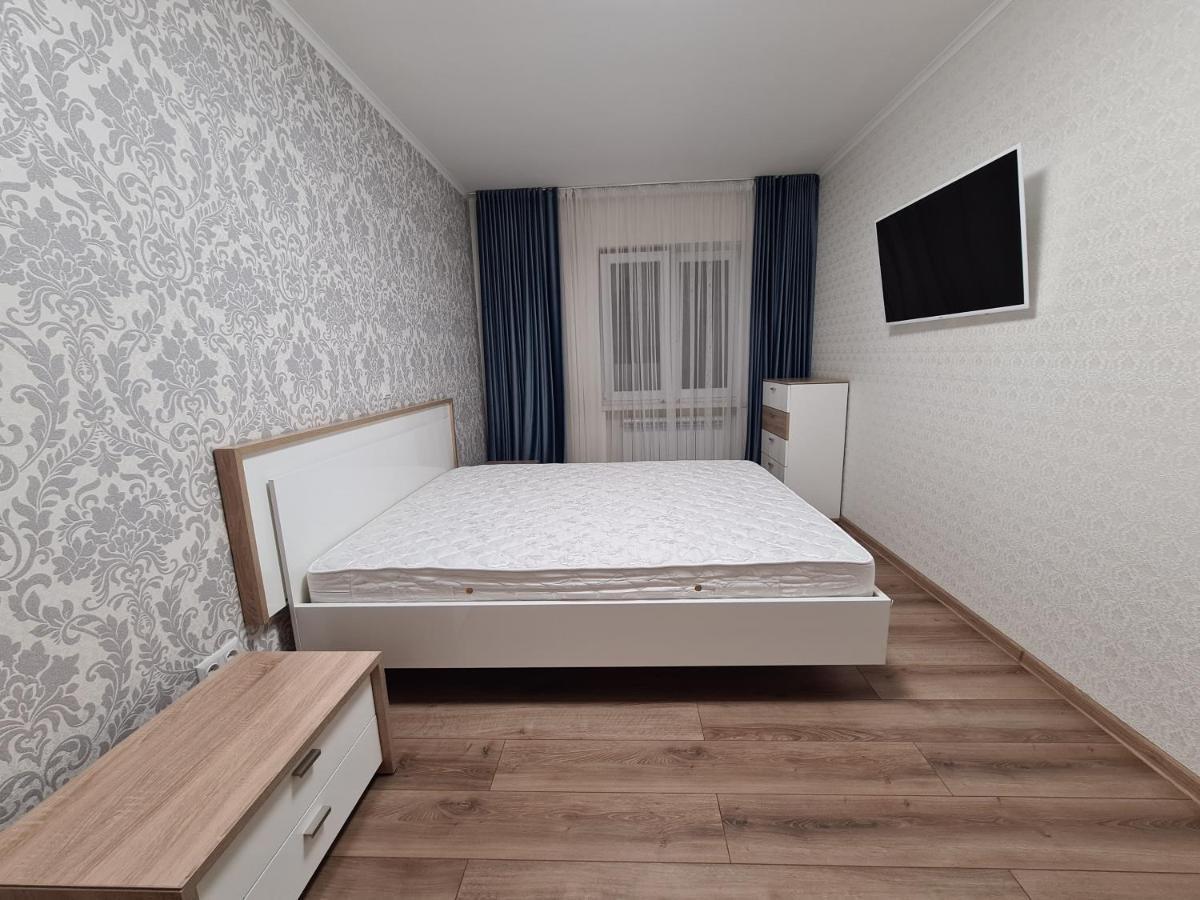 127-Avenue Apartment Chernivtsi Exterior foto